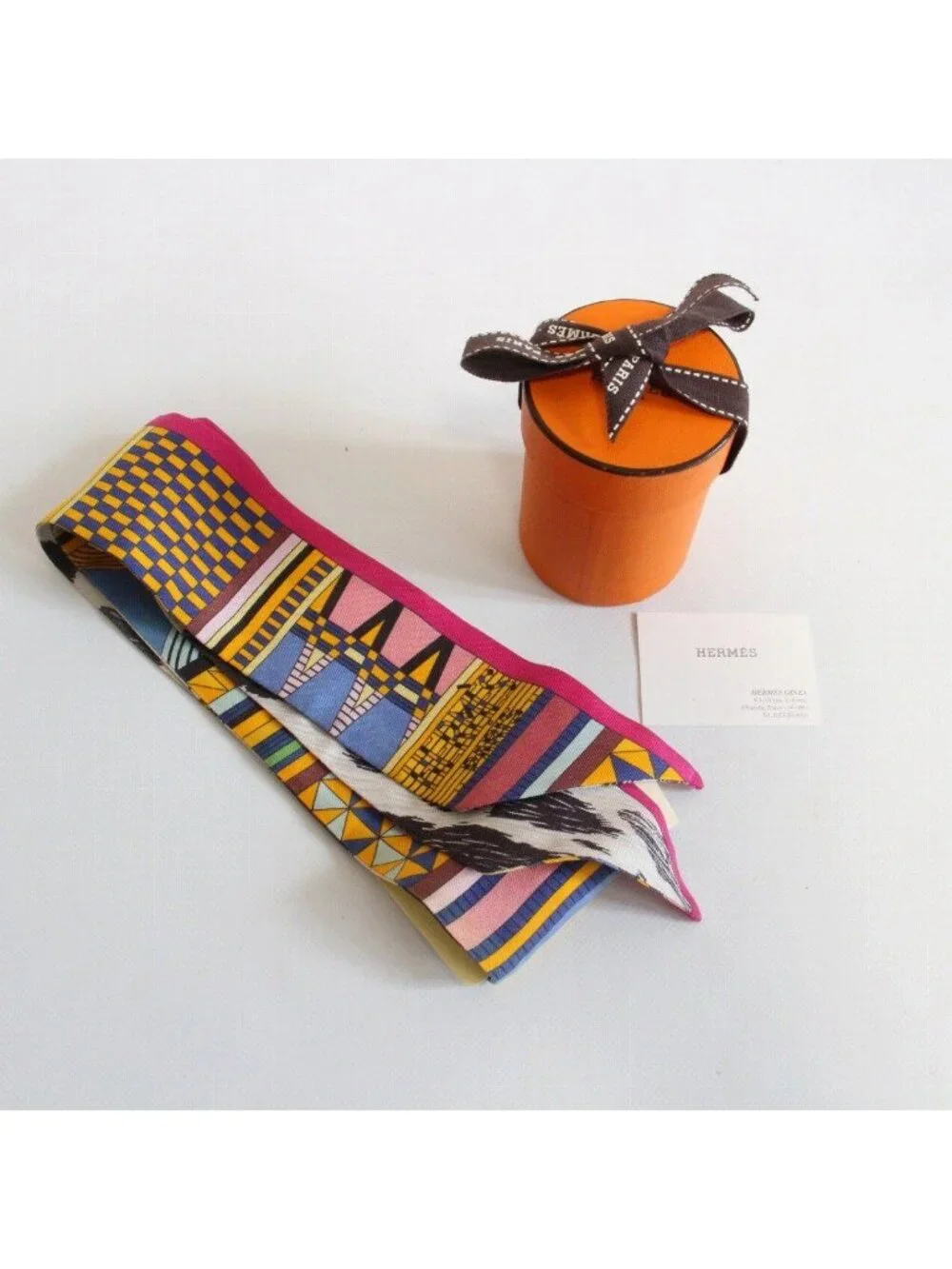 Hermes Twilly Wild and Camouflage Silk 100% Pink Pawn